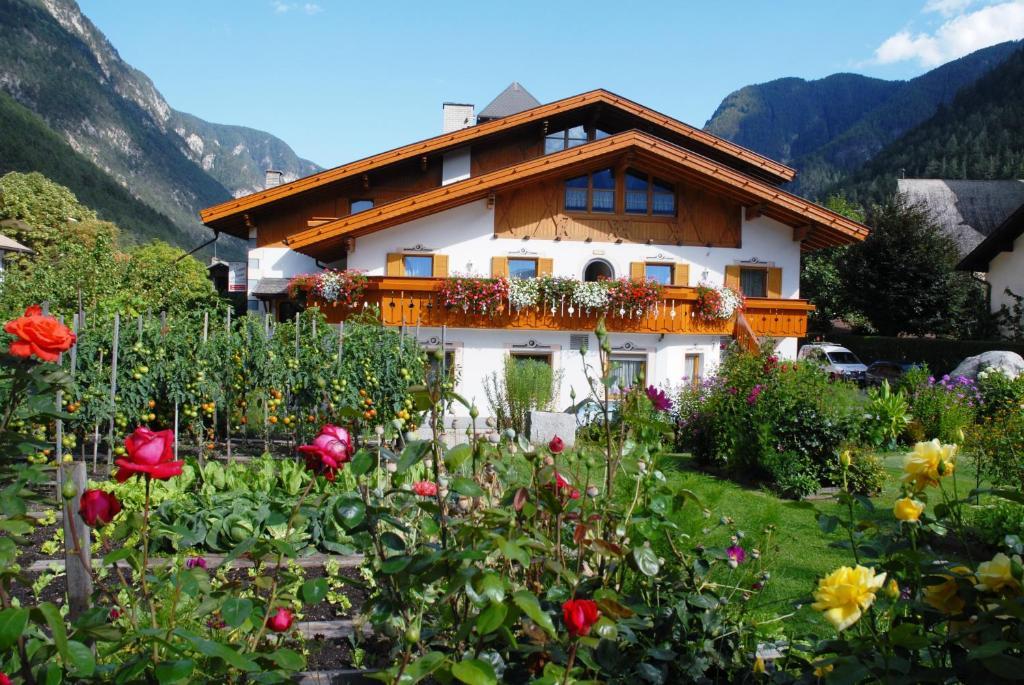 Zur Bruecke - Your In Heart Of South Tyrol, With Brixencard And Free Parking Fortezza