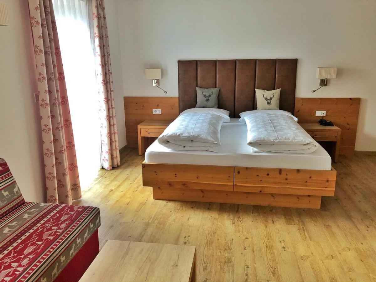 Zur Bruecke - Your In Heart Of South Tyrol, With Brixencard And Free Parking Hotel 3*